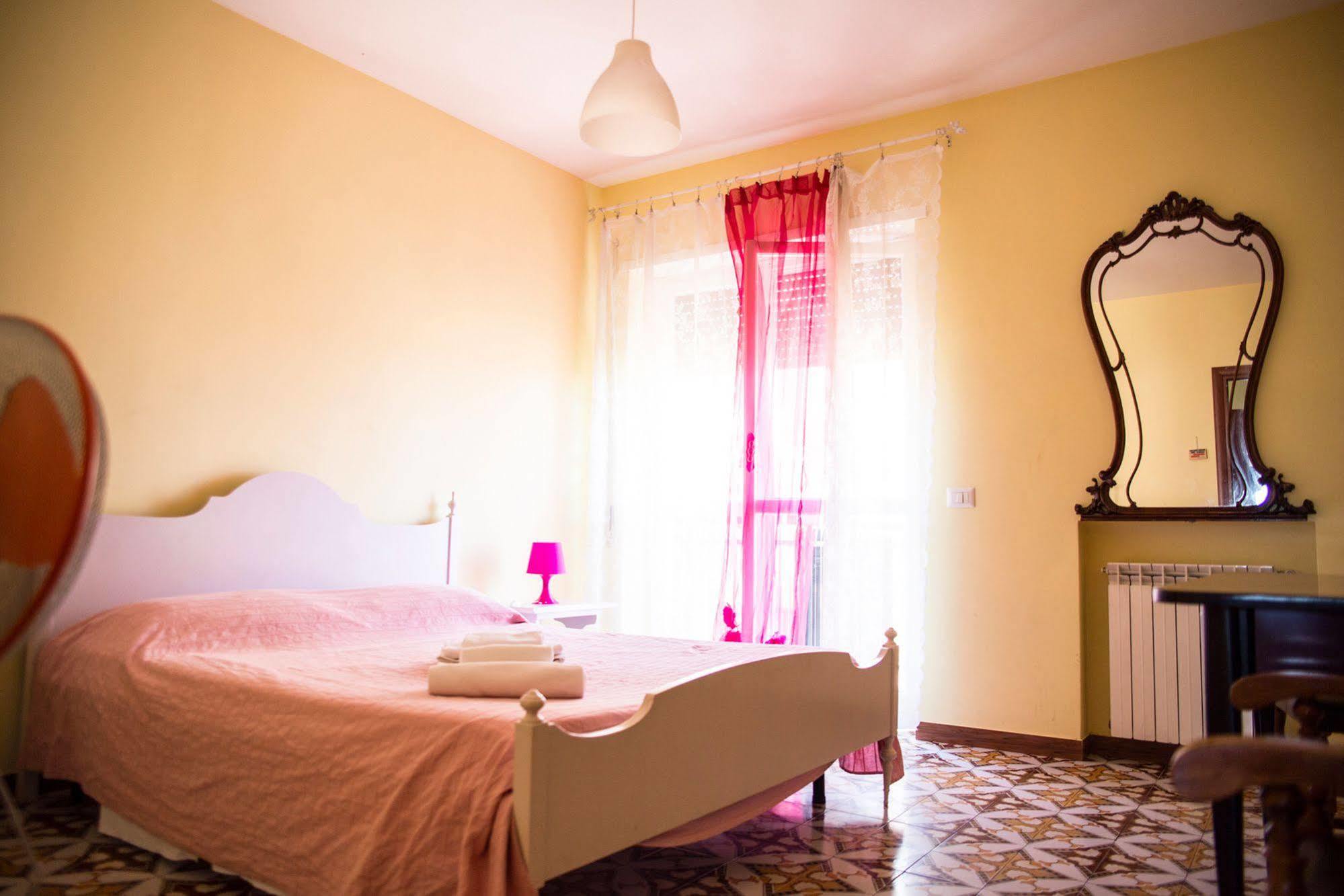 Guest house Next Stop Roma Affittacamere Da Me 2*
