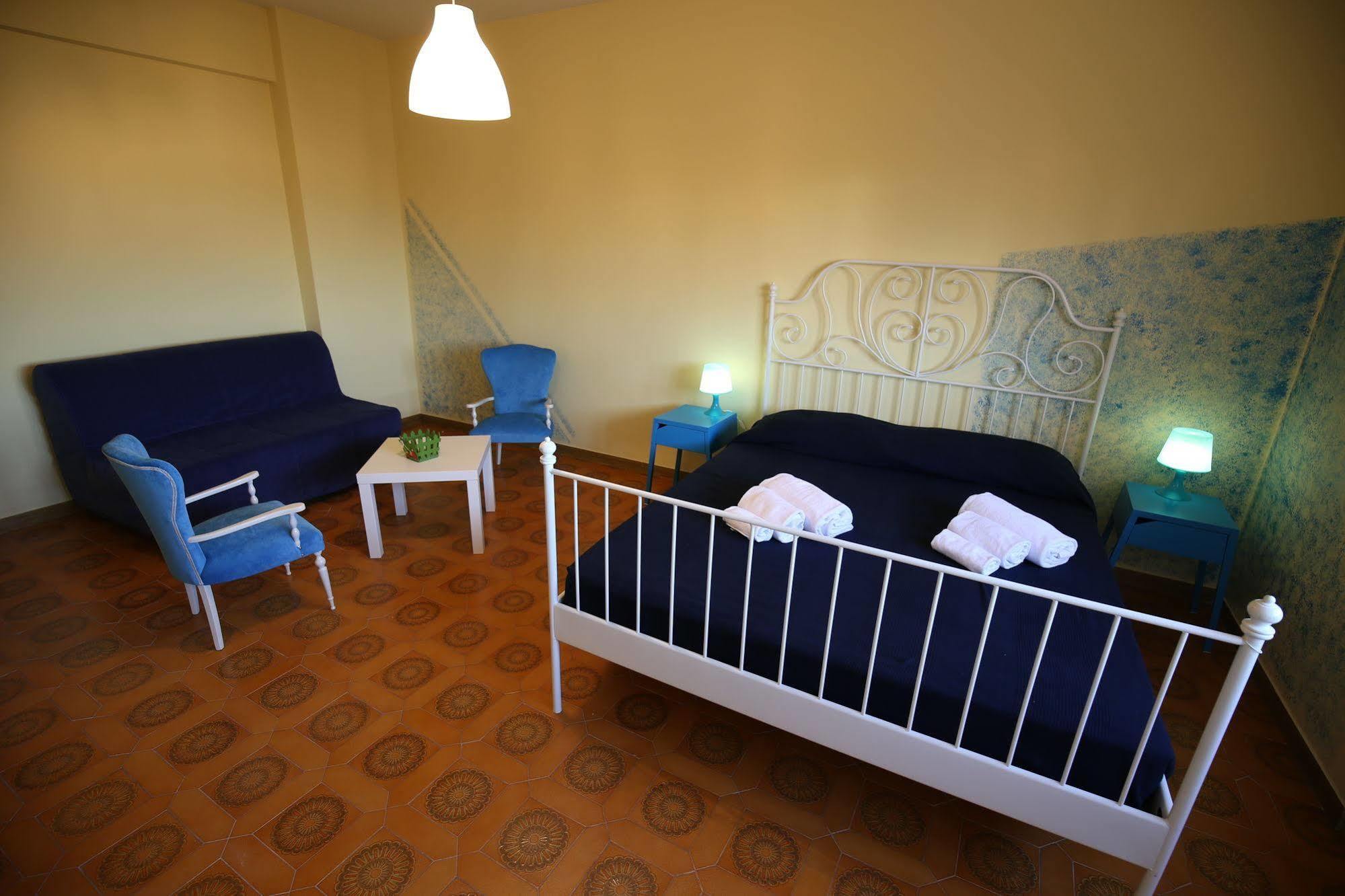 Guest house Next Stop Roma Affittacamere Da Me 2*